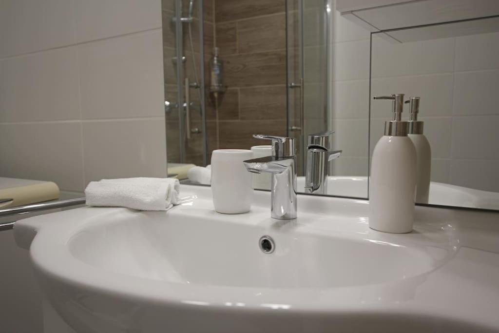 Apartment Superb With Incredible View At The Location