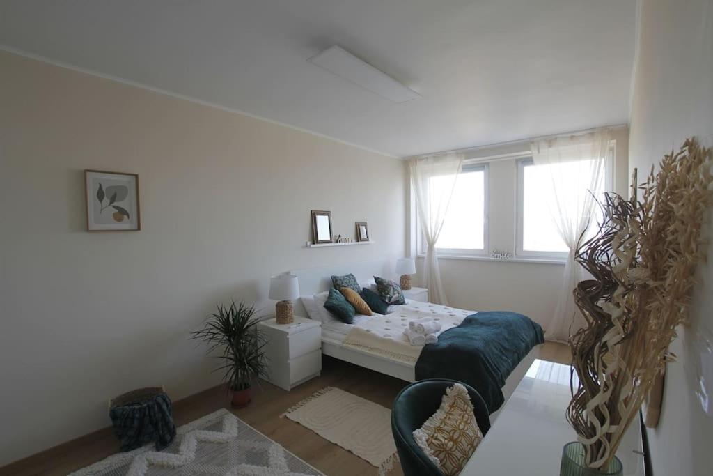 Apartment Superb With Incredible View At The Location *